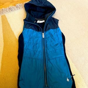 Smart Wool “smart loft”  lightweight women’s vest— navy and teal, size xs